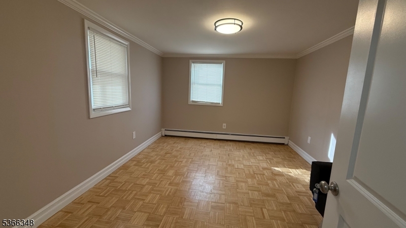 152 Court Street Elizabeth Port, NJ 07206 - Photo 9 of 12