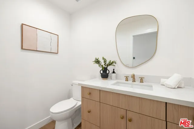 $1,279,000 | 20109 Archwood Street, Winnetka, CA 91306