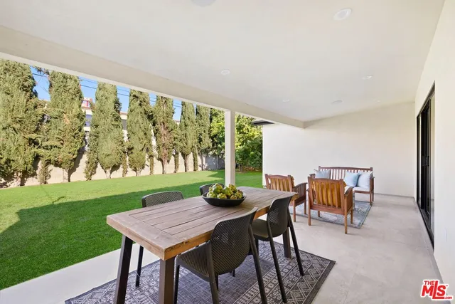 $1,279,000 | 20109 Archwood Street, Winnetka, CA 91306