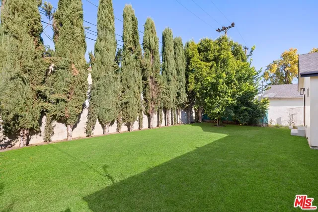 $1,279,000 | 20109 Archwood Street, Winnetka, CA 91306