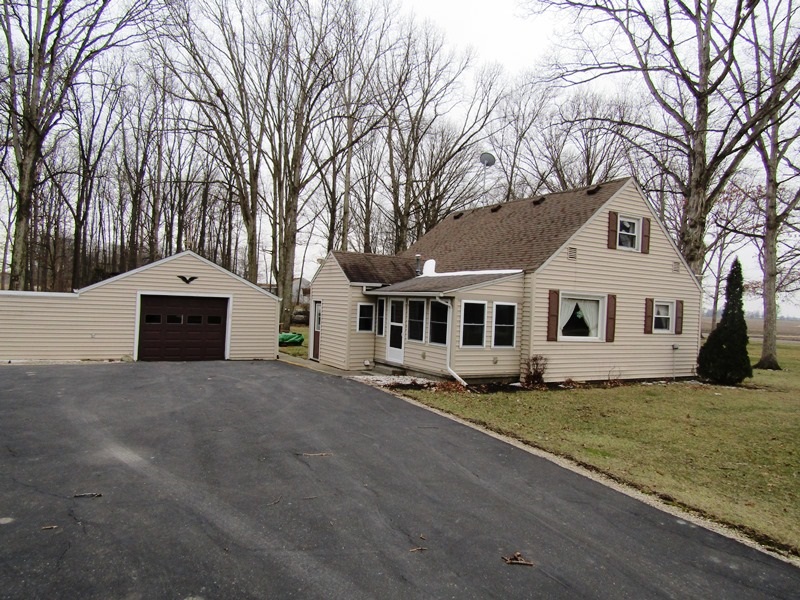 4064 East 600 North Decatur, IN 46733 - Photo 2 of 22