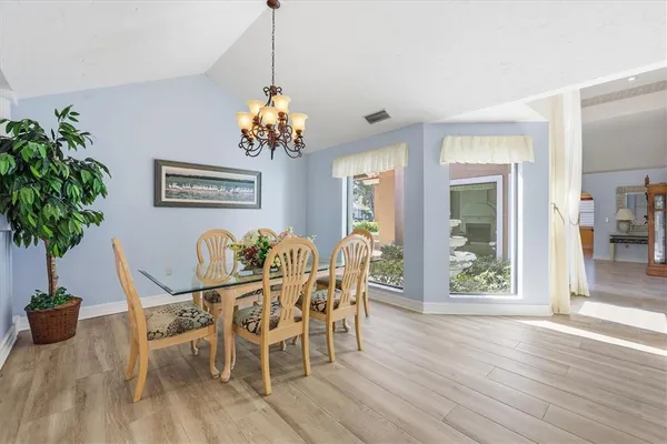 $995,000 | 4221 Escondito Circle, Sarasota, FL 34238
