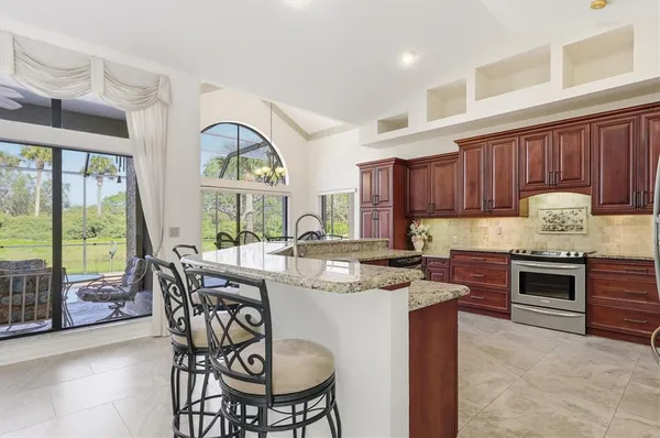 $995,000 | 4221 Escondito Circle, Sarasota, FL 34238