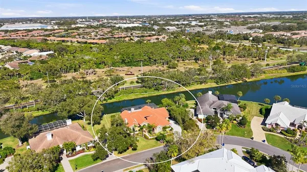 $995,000 | 4221 Escondito Circle, Sarasota, FL 34238