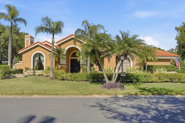 $995,000 | 4221 Escondito Circle, Sarasota, FL 34238