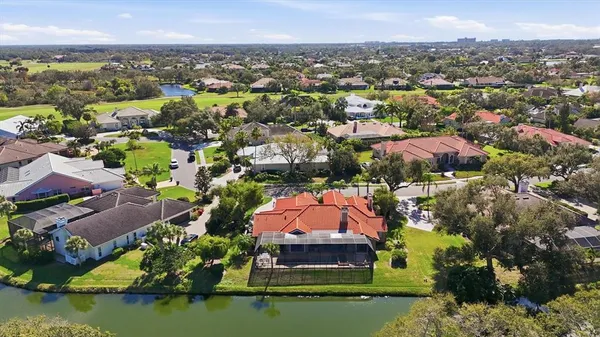 $995,000 | 4221 Escondito Circle, Sarasota, FL 34238