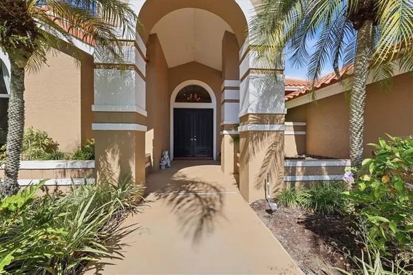 $995,000 | 4221 Escondito Circle, Sarasota, FL 34238