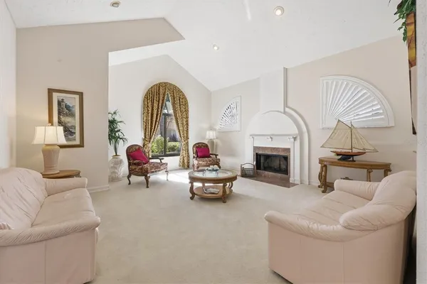 $995,000 | 4221 Escondito Circle, Sarasota, FL 34238