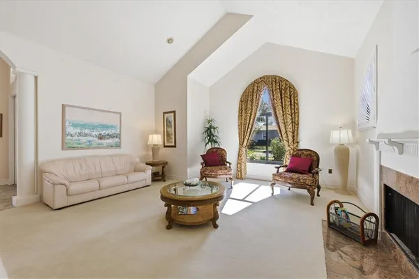 $995,000 | 4221 Escondito Circle, Sarasota, FL 34238
