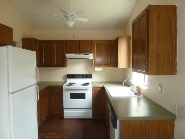 2419 Castlereagh Road Charleston, SC 29414 - Photo 13 of 29 2914 castlereagh kitchen1