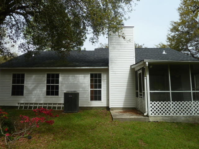 2419 Castlereagh Road Charleston, SC 29414 - Photo 6 of 29 2914 castlereagh back of home 1