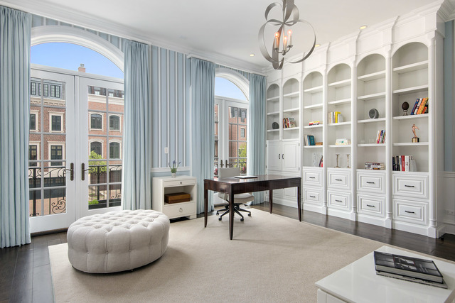 1746 West Surf Street Chicago, IL 60657 - Photo 14 of 37 a view of livingroom with furniture and window