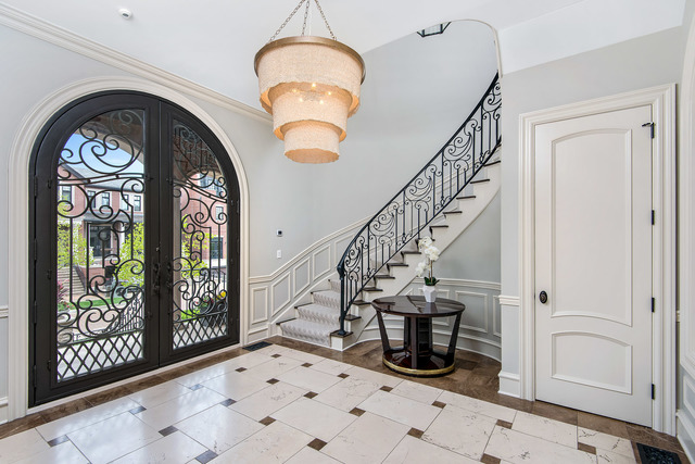 1746 West Surf Street Chicago, IL 60657 - Photo 15 of 37 a view of entryway with a front door