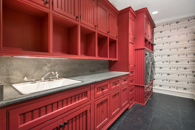 1746 West Surf Street Chicago, IL 60657 - Photo 31 of 37 a bathroom with a sink and a mirror