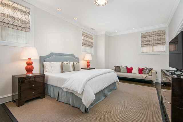 1746 West Surf Street Chicago, IL 60657 - Photo 35 of 37 a bedroom with a bed and a dresser