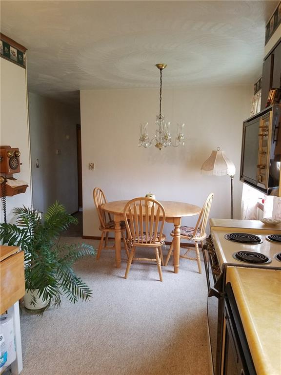 2225 McCreight Road Shelocta, PA 15774 - Photo 9 of 16 View of dining area
