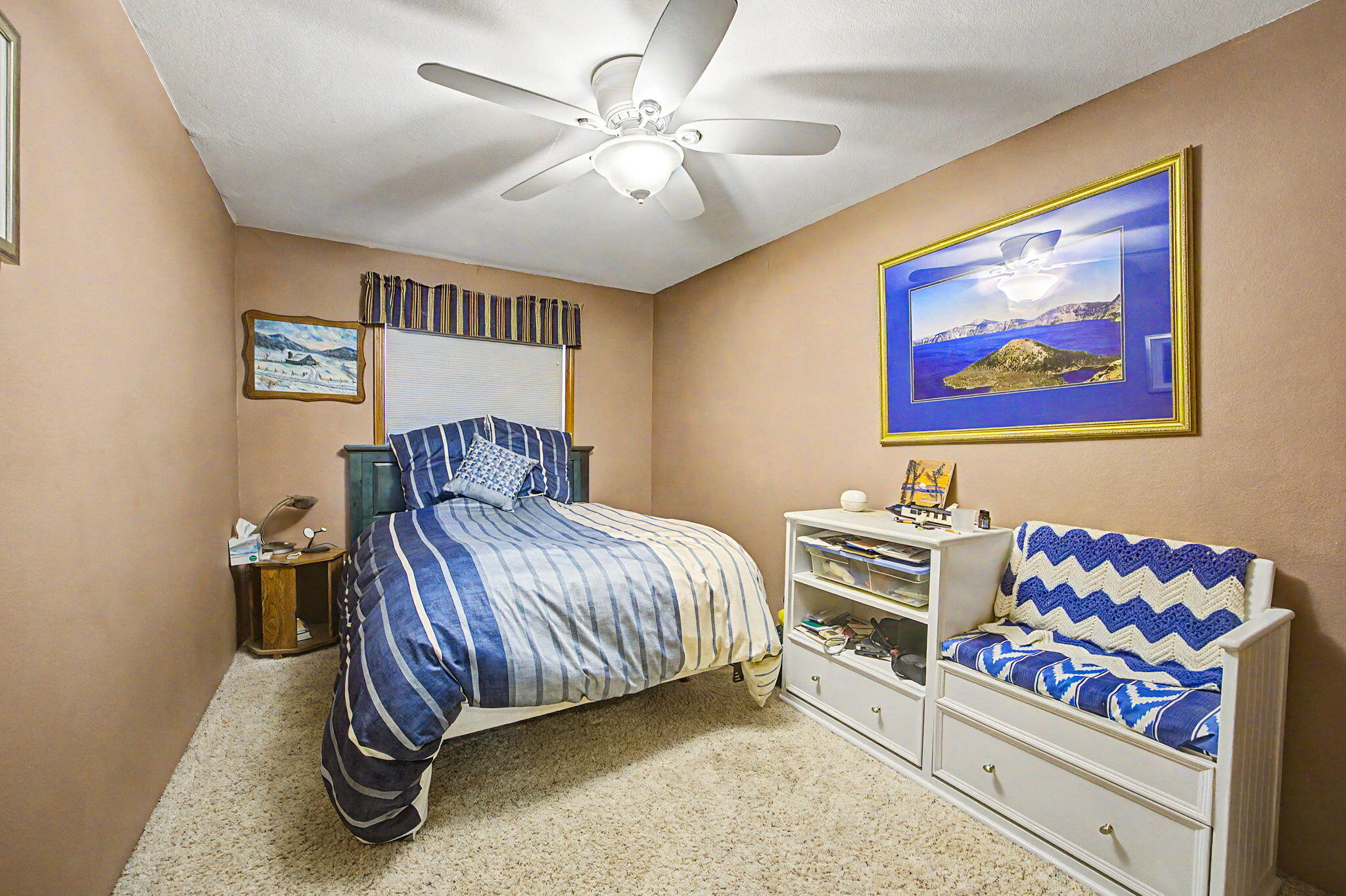 5366 Pioneer Road Medford, OR 97501 - Photo 12 of 36 Guest Bedroom #2 in main house