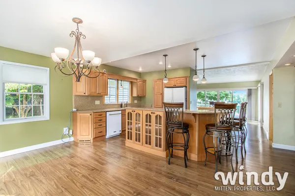$1,350,000 | 7927 Lakewood Drive, Coloma, MI 49038