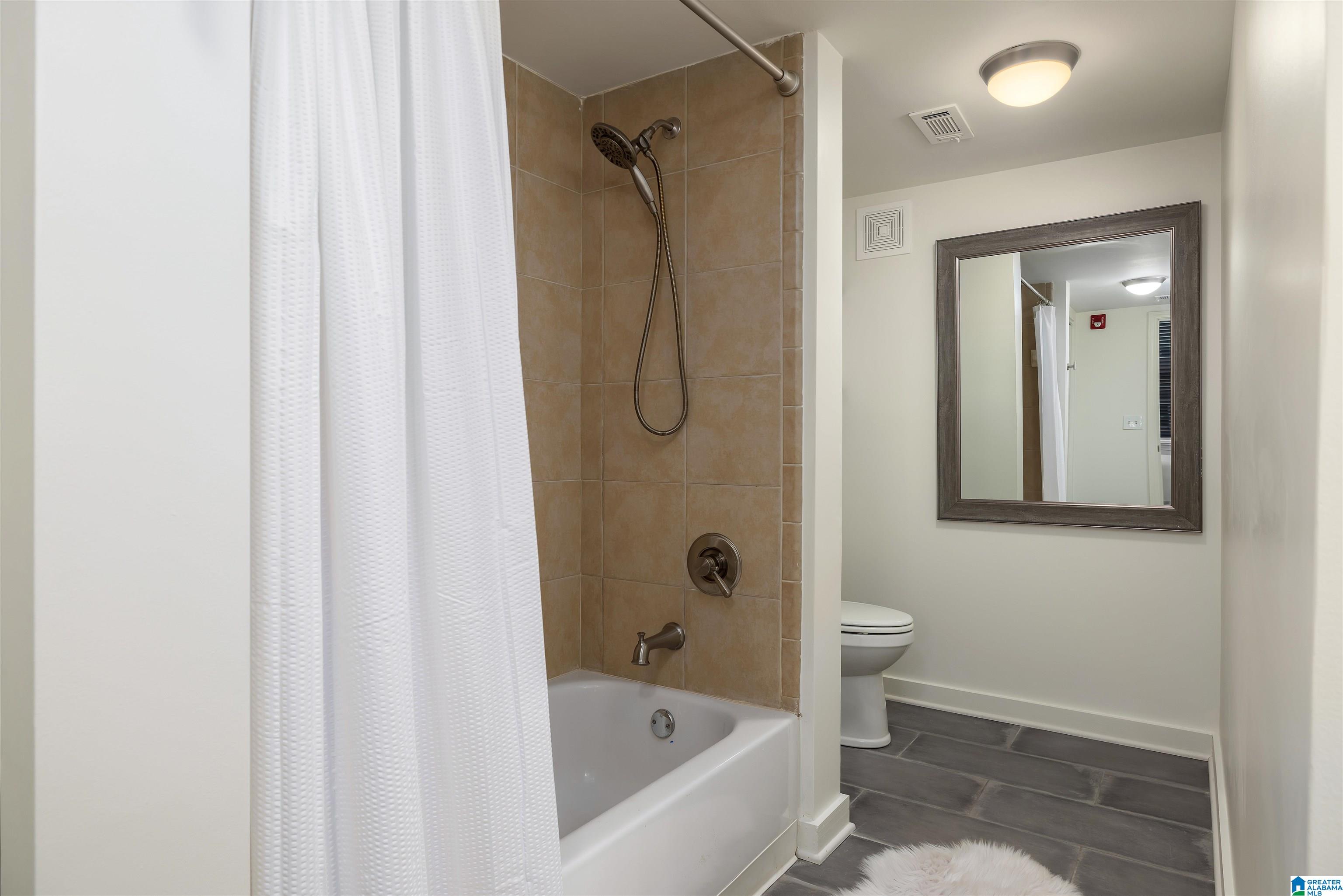 401 20th Street South, Unit 112 Birmingham, AL 35233 - Photo 24 of 34