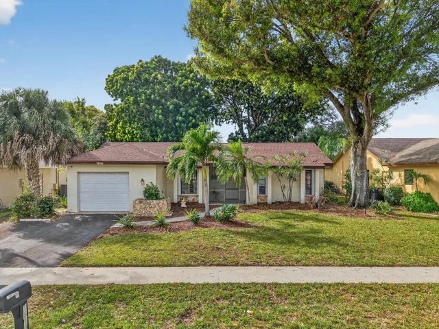$350,000 | 18101 107th Avenue South, Boca Raton, FL 33498