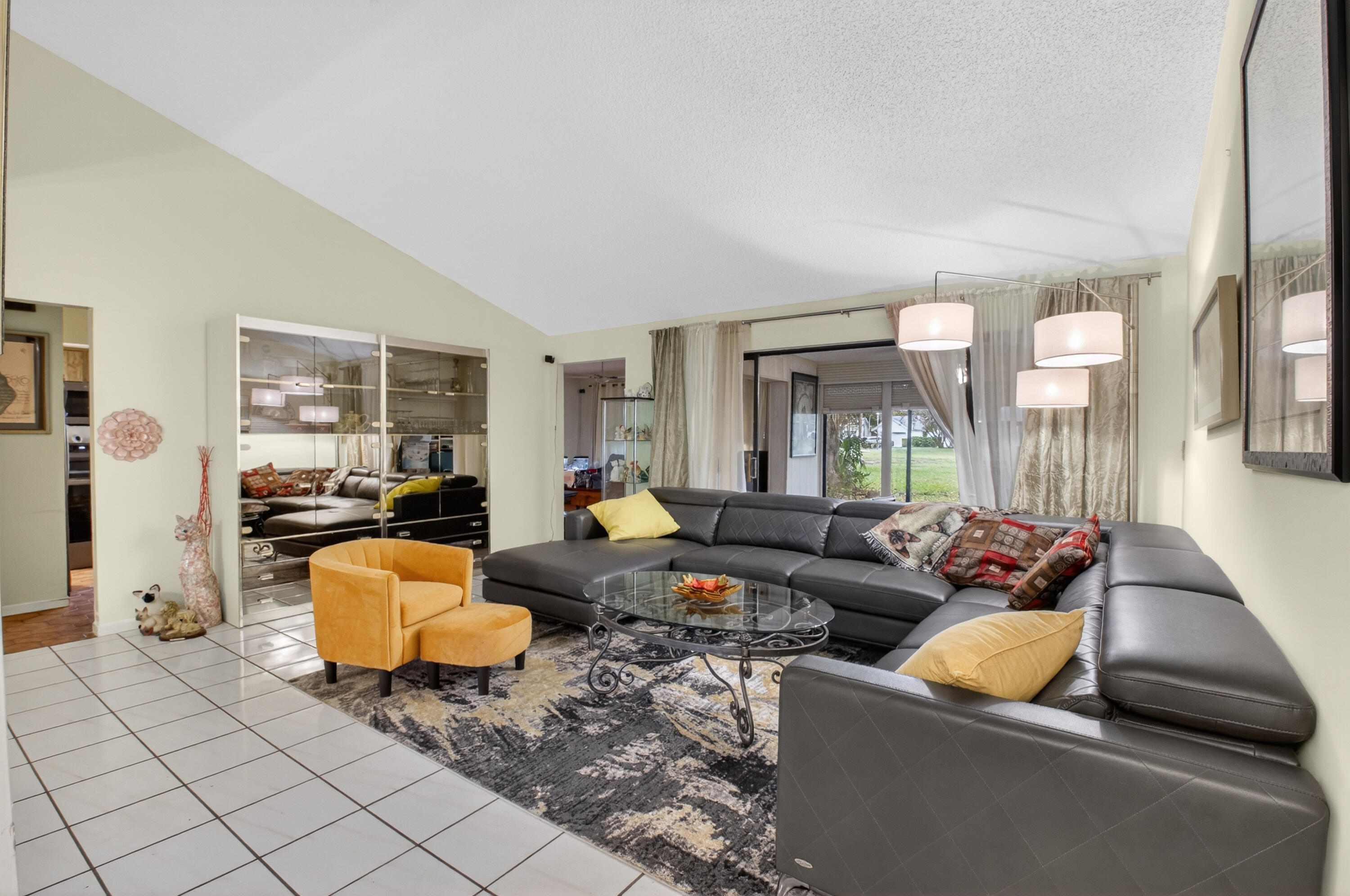 18101 107th Avenue South Boca Raton, FL 33498 - Photo 5 of 57 DSC_3858