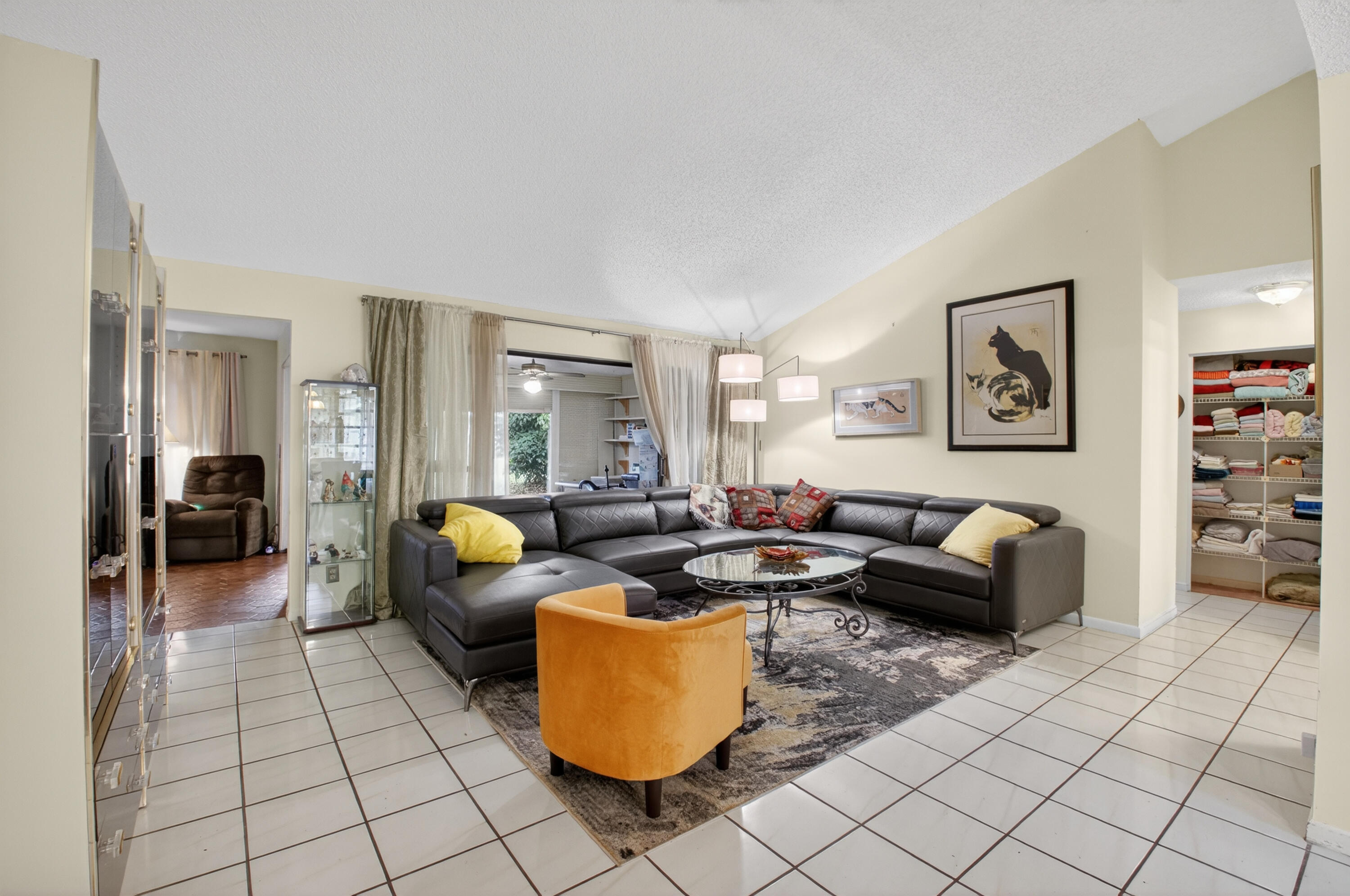 18101 107th Avenue South Boca Raton, FL 33498 - Photo 6 of 57 DSC_3863