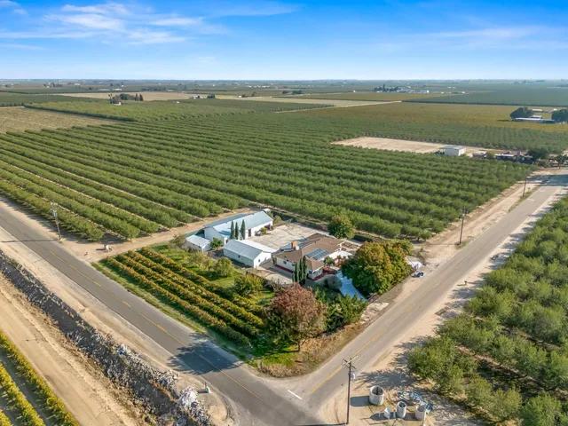 $568,000 | 5454 North Floyd Avenue, Fresno, CA 93723