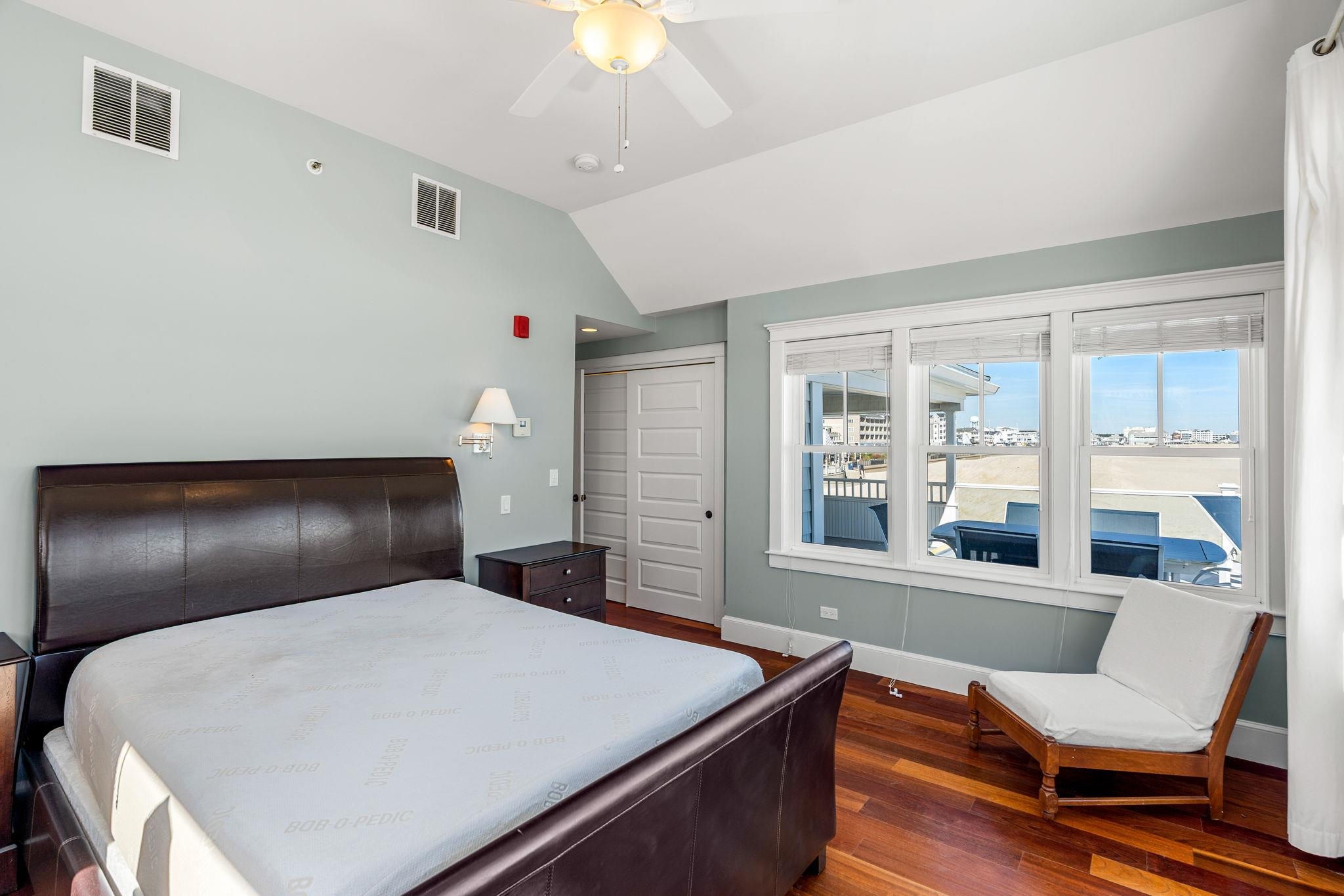 10 Haverhill Avenue, Unit 2 Hampton, NH 03842 - Photo 20 of 41