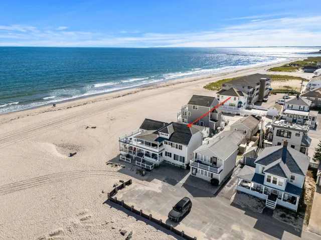 $1,859,000 | 10 Haverhill Avenue, Unit 2, Hampton, NH 03842