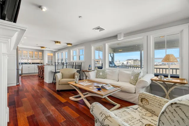 $1,859,000 | 10 Haverhill Avenue, Unit 2, Hampton, NH 03842