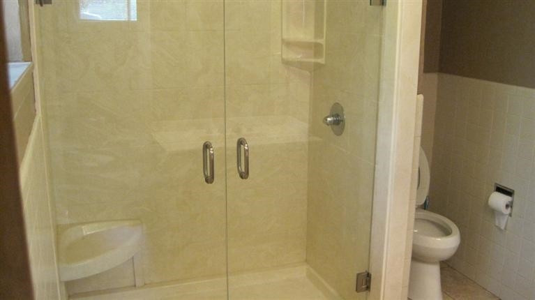1304 Ave L Ralls, TX 79357 - Photo 8 of 10 Bathroom