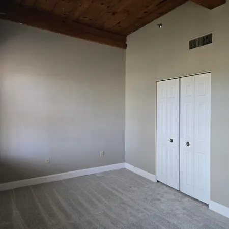 $1,850 | 335 Cypress Street, Unit 4J, Manchester, NH 03103