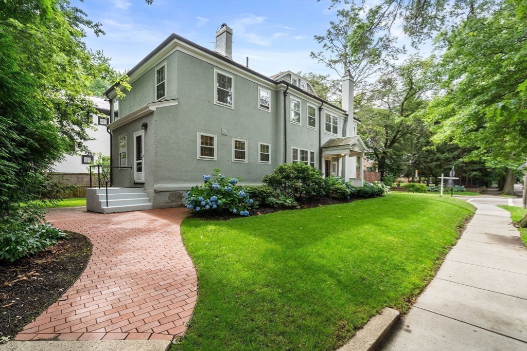 53 Worthington Road Brookline, MA 02446 - Photo 24 of 29 Gallery Image 24