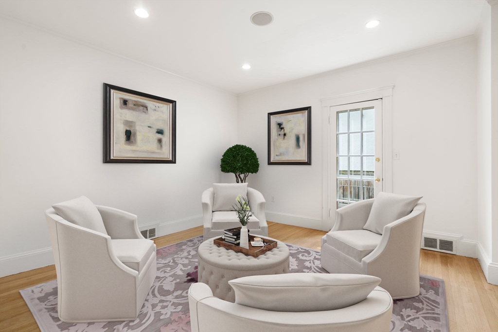 53 Worthington Road Brookline, MA 02446 - Photo 5 of 29 Gallery Image 5