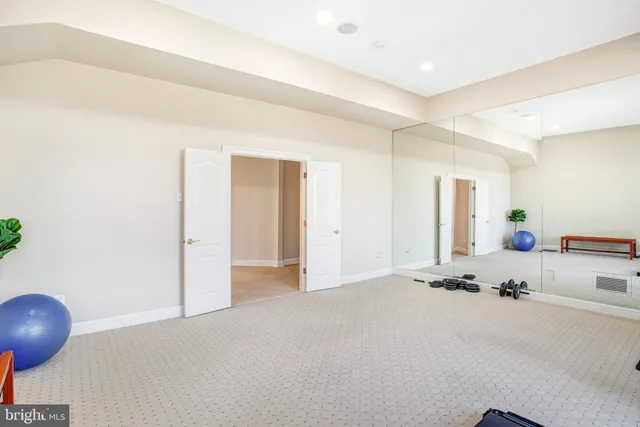 $9,900,000 | 7024 Green Oak Drive, McLean, VA 22101