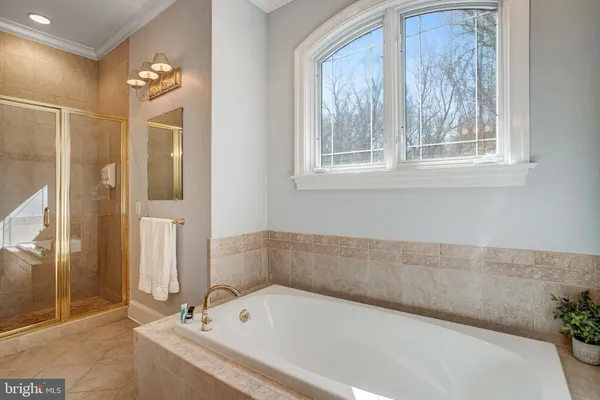 $9,900,000 | 7024 Green Oak Drive, McLean, VA 22101