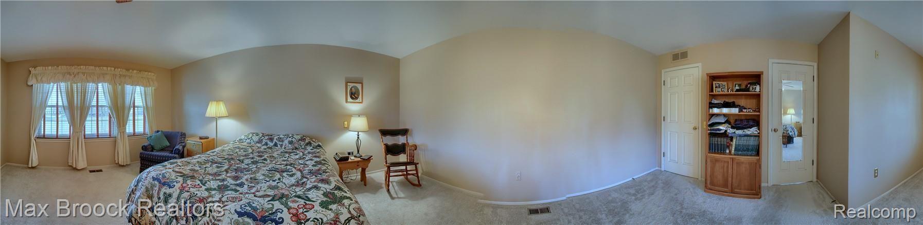 1984 Fairfield Drive Rochester, MI 48306 - Photo 28 of 34 Master_Bedroom (1).jpg