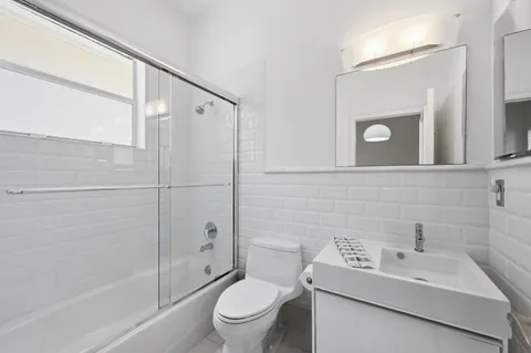 $2,799,000 | 2399 Northwest 49th Lane, Boca Raton, FL 33431