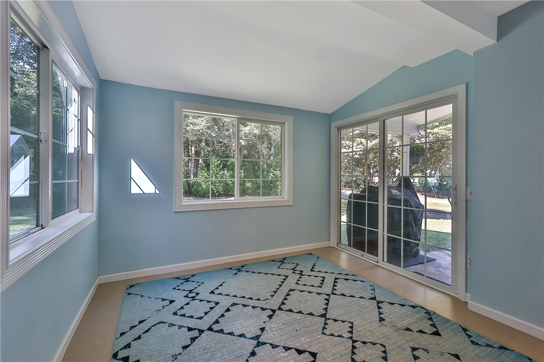 174 Stillwater Road Smithfield, RI 02917 - Photo 13 of 49