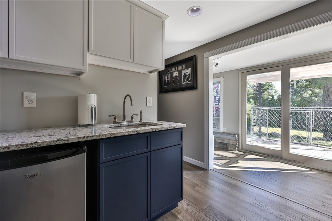 174 Stillwater Road Smithfield, RI 02917 - Photo 25 of 49