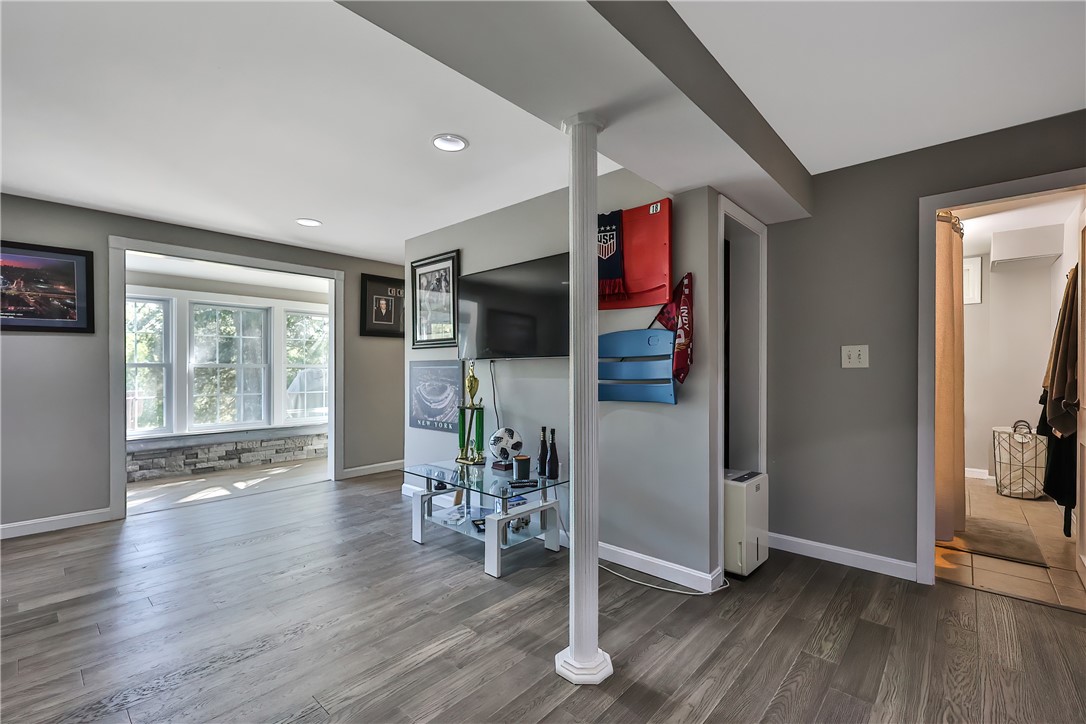 174 Stillwater Road Smithfield, RI 02917 - Photo 31 of 49
