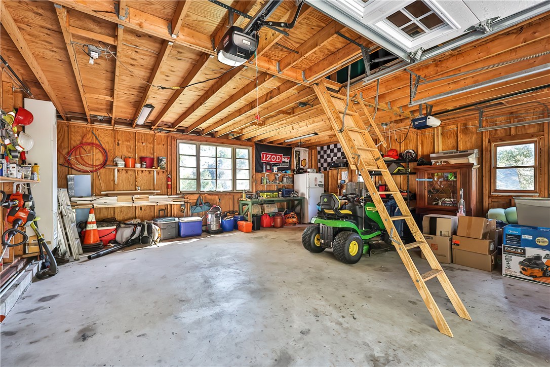 174 Stillwater Road Smithfield, RI 02917 - Photo 40 of 49