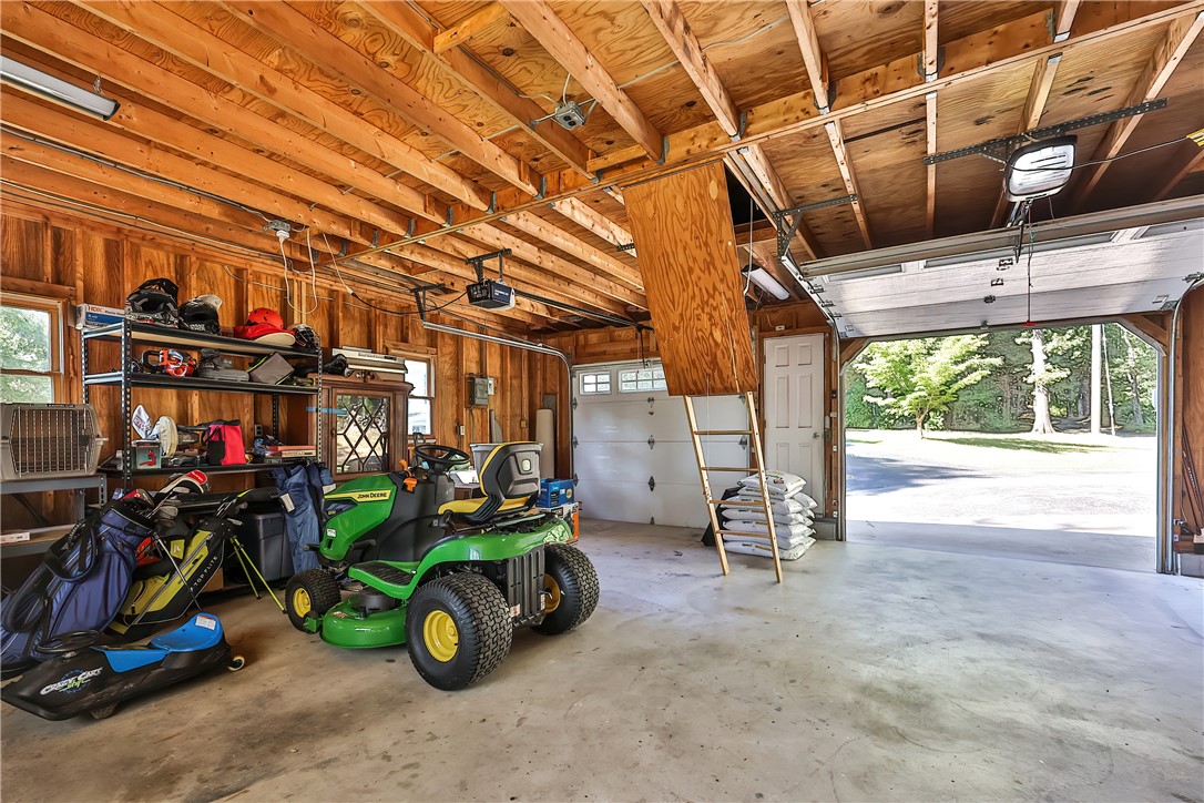 174 Stillwater Road Smithfield, RI 02917 - Photo 41 of 49