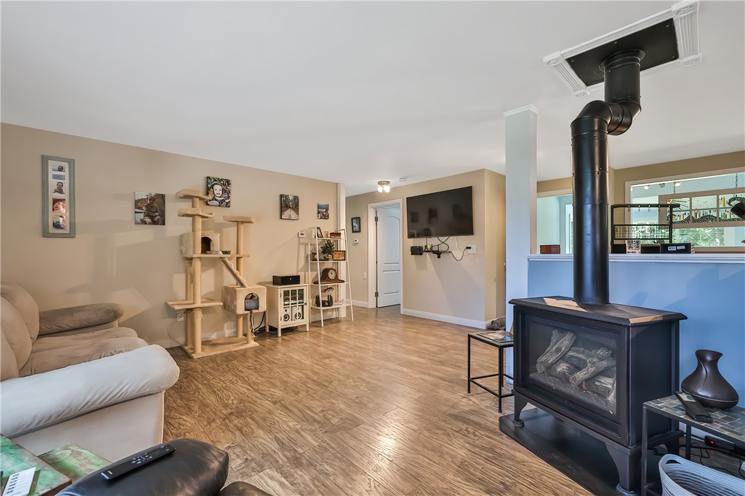 174 Stillwater Road Smithfield, RI 02917 - Photo 9 of 49