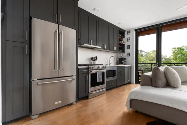 $220,000 | 900 South 1st Street, Unit 320, Austin, TX 78704