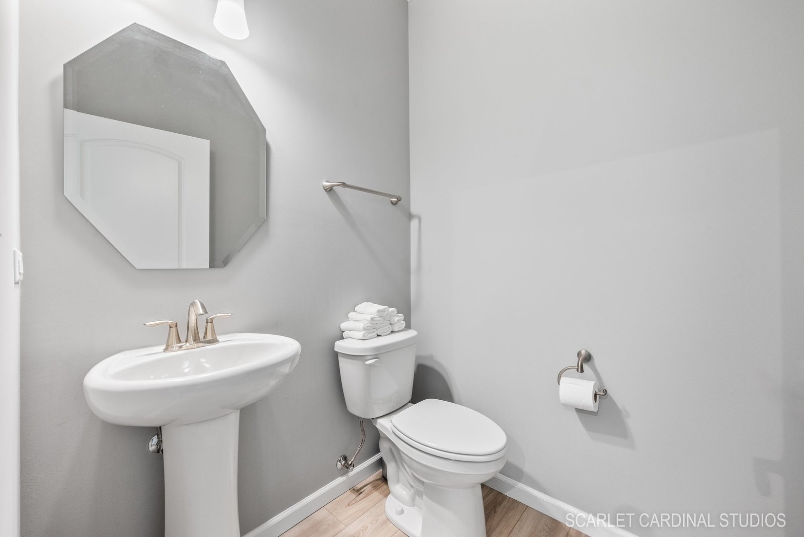 1111 Hibbard Road Naperville, IL 60563 - Photo 24 of 25 Gallery Image 24