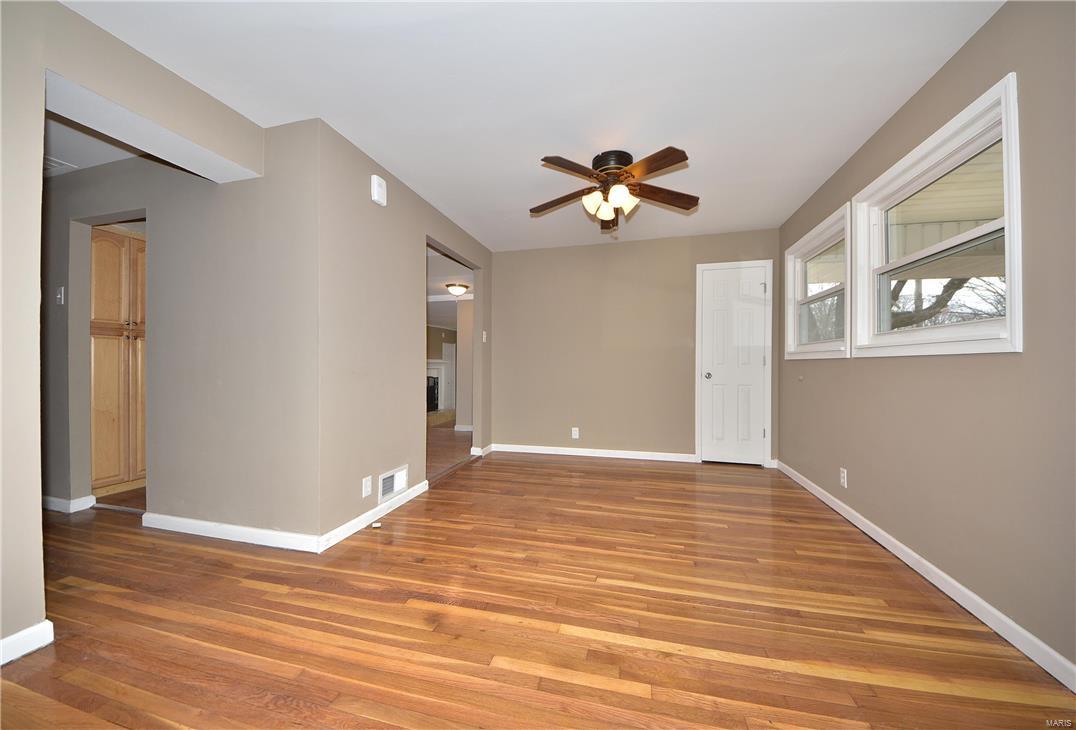 740 Mullanphy Road Florissant, MO 63031 - Photo 3 of 39 Gallery Image 3