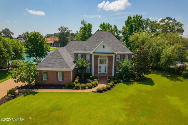 $799,900 | 18 Admirals Pointe, Jackson, TN 38305