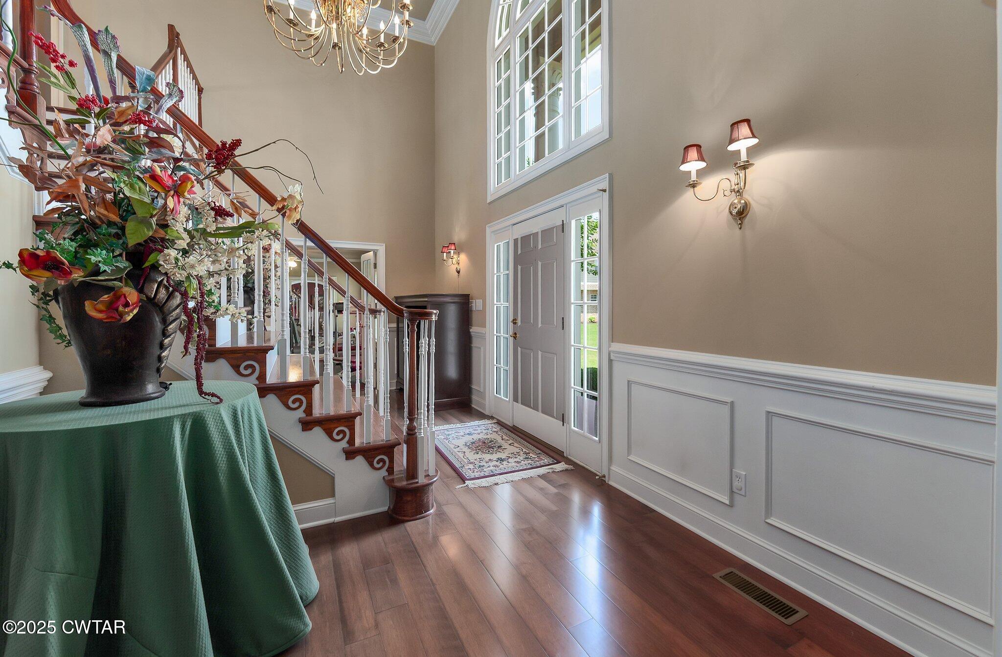 18 Admirals Pointe Jackson, TN 38305 - Photo 14 of 86 a view of entryway with wooden floor