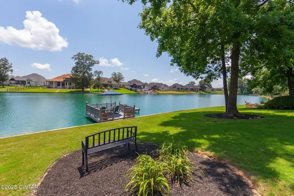 $799,900 | 18 Admirals Pointe, Jackson, TN 38305